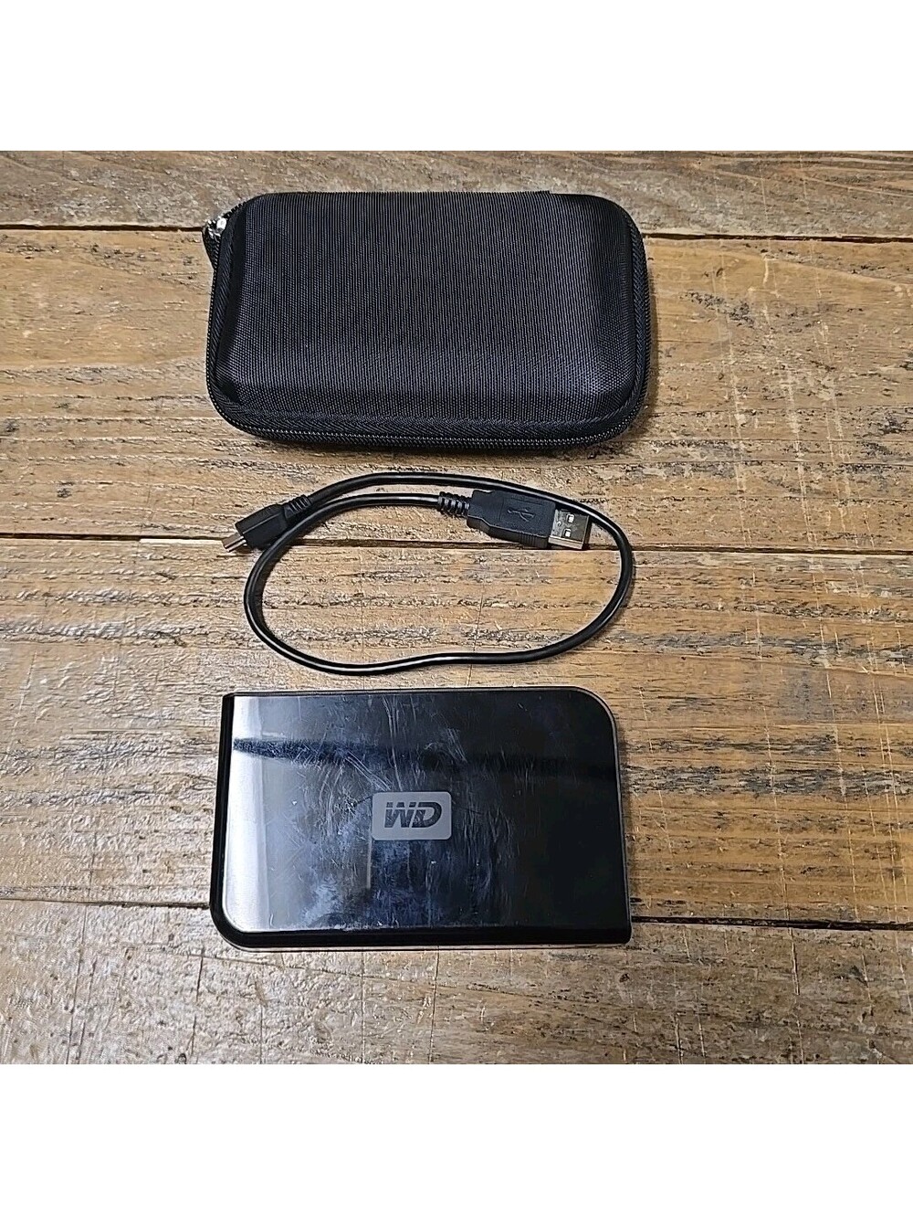 Western Digital WD Passport Portable Hardrive, WD1600XMS-00 With Case